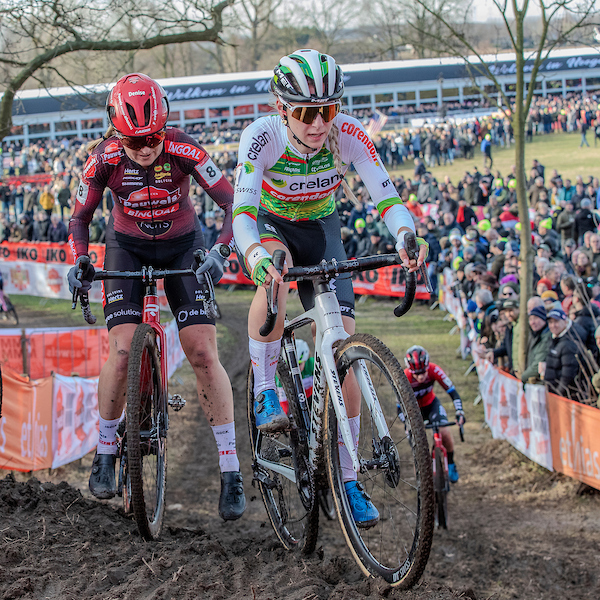 Van der Heijden start sterk met winst in Kleeberg Cross